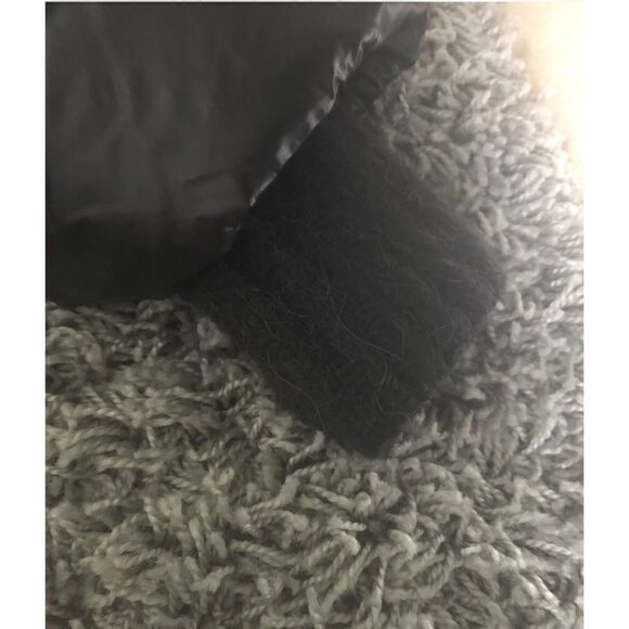 Moncler Women's Waist Length Puffer with Wool Sweater Details - Picture 12 of 12